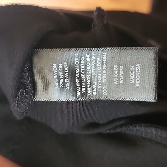 Betabrand black pants size Medium s-petite - Picture 8 of 9